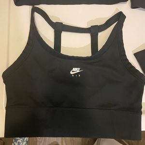 Nike women’s medium support sports bra
